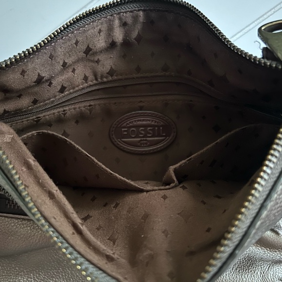 Fossil Cross Body Bag - Picture 4 of 5